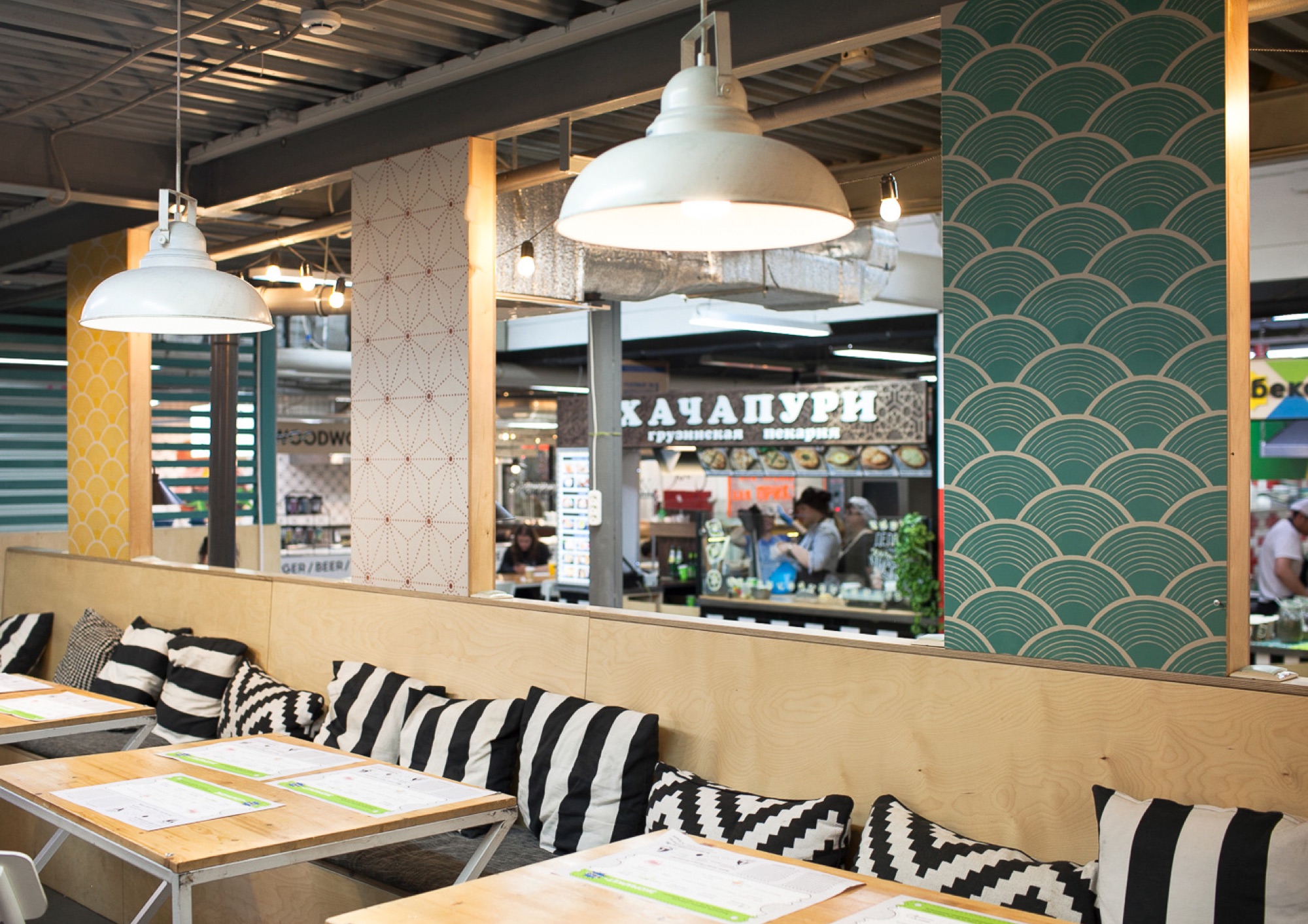 Stencil foodcourt